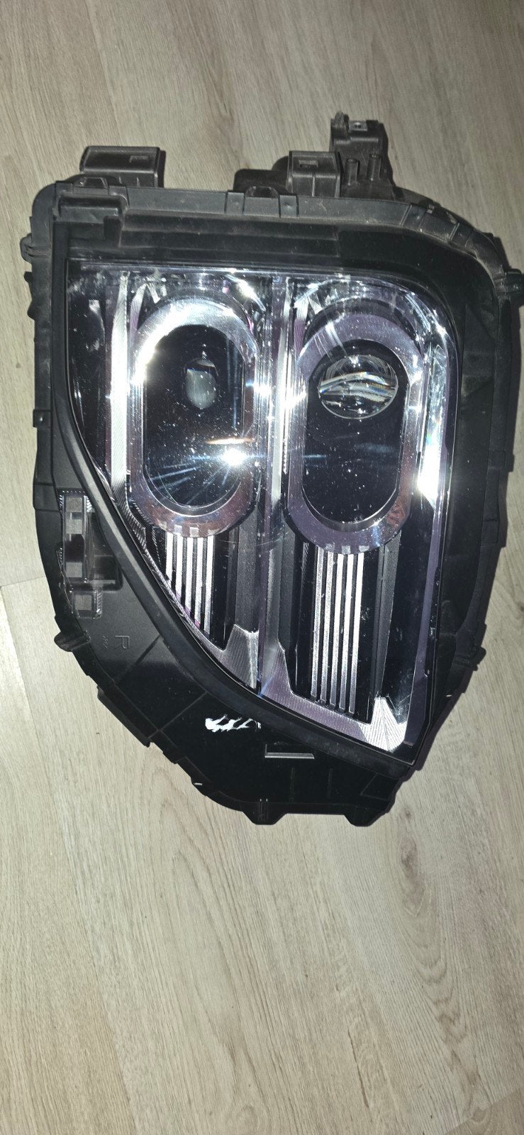Full LED Koplamp Rechts Mitsubishi Eclipse Cross 2022-2025, Ophalen of Verzenden, Gebruikt, Mitsubishi