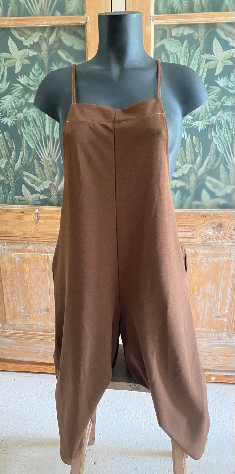 Handgemaakt Vintage retro Broekpak Maat S, Ophalen of Verzenden, Zo goed als nieuw, Maat 36 (S), Bruin