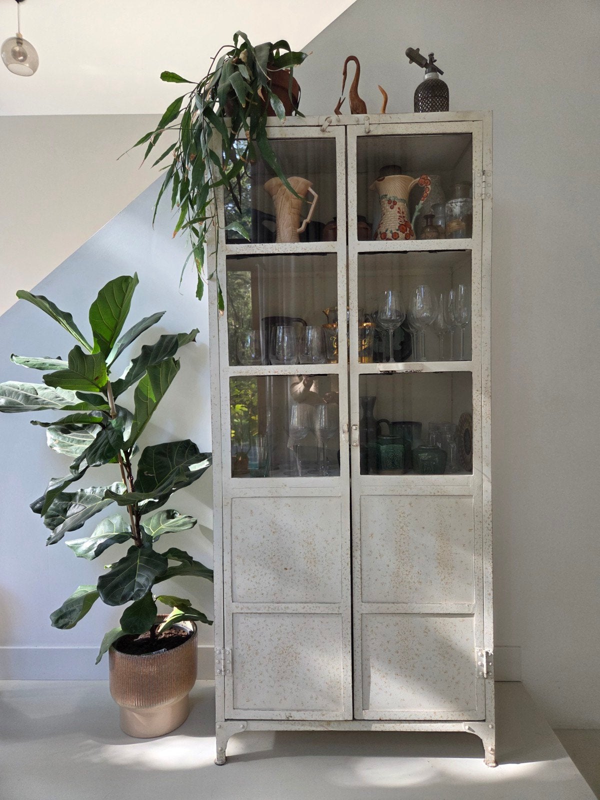 Vintage stalen apothekerskast, Ophalen, 50 tot 100 cm, Glas, 150 tot 200 cm