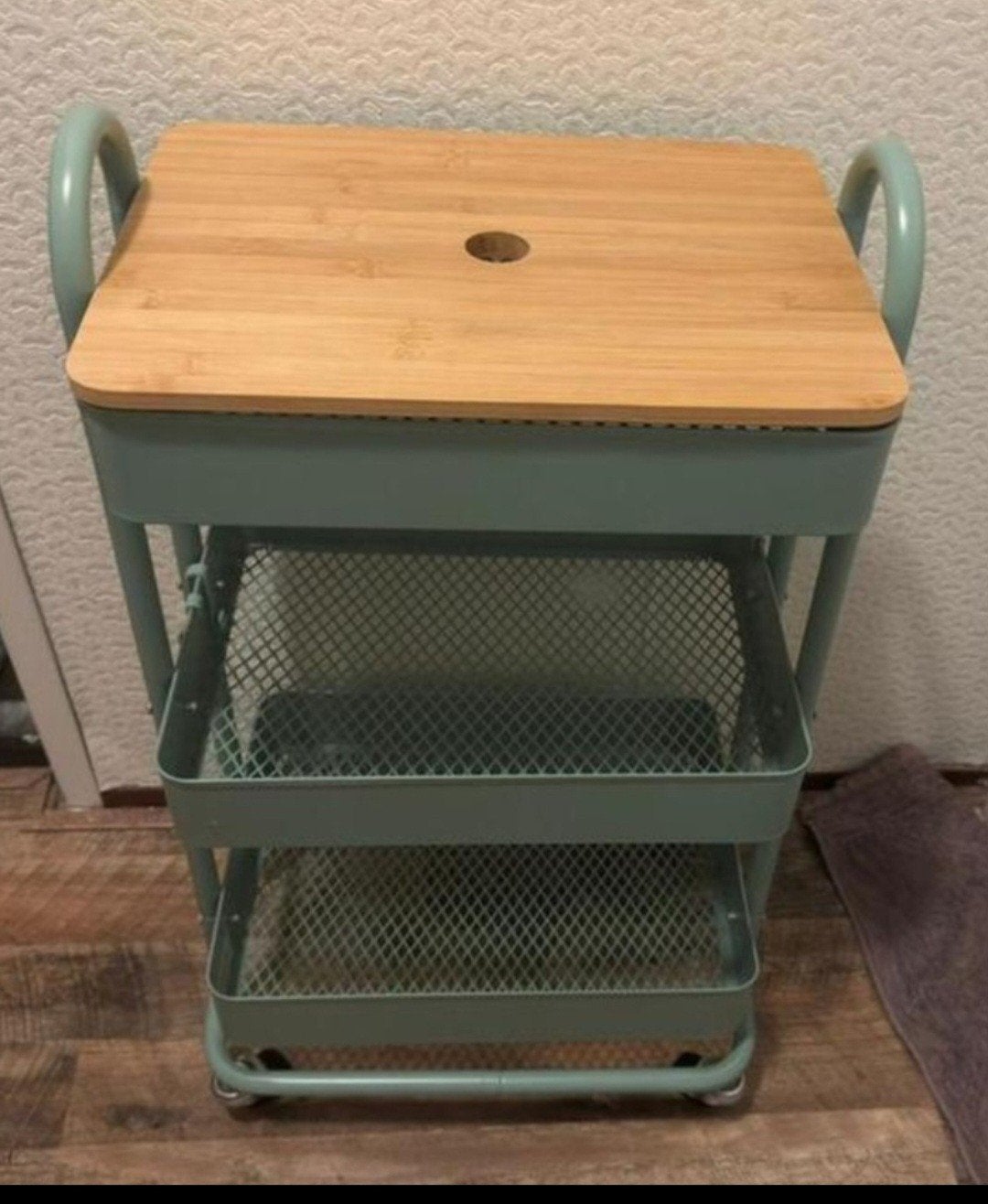 GEZOCHT groene trolley van de Aldi, Ophalen, 50 tot 100 cm, Zo goed als nieuw, 3 of 4 laden