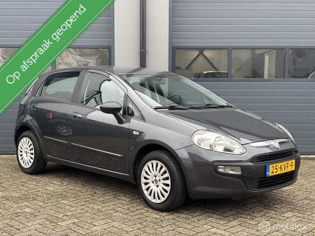 Fiat Punto Evo 1.4 Dynamic Automaat Uitvoering, Voorwielaandrijving, Euro 5, 40 €/maand, 4 cilinders