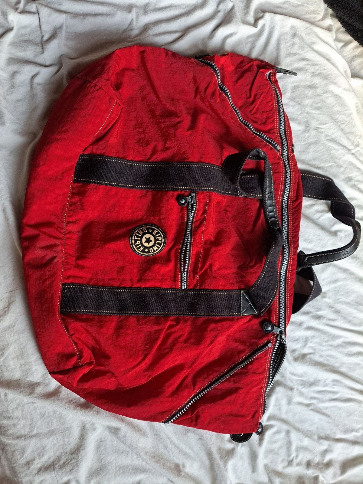 Kipling Reistas Rood - Ruim en Handig, Sieraden, Tassen en Uiterlijk, Tassen | Reistassen en Weekendtassen, Gebruikt, 20 tot 30 cm