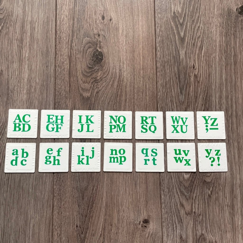 Cuttlebug alphabet stansjes, Hobby en Vrije tijd, Ophalen, Geschikt voor snijden, Overige thema's, Metaal
