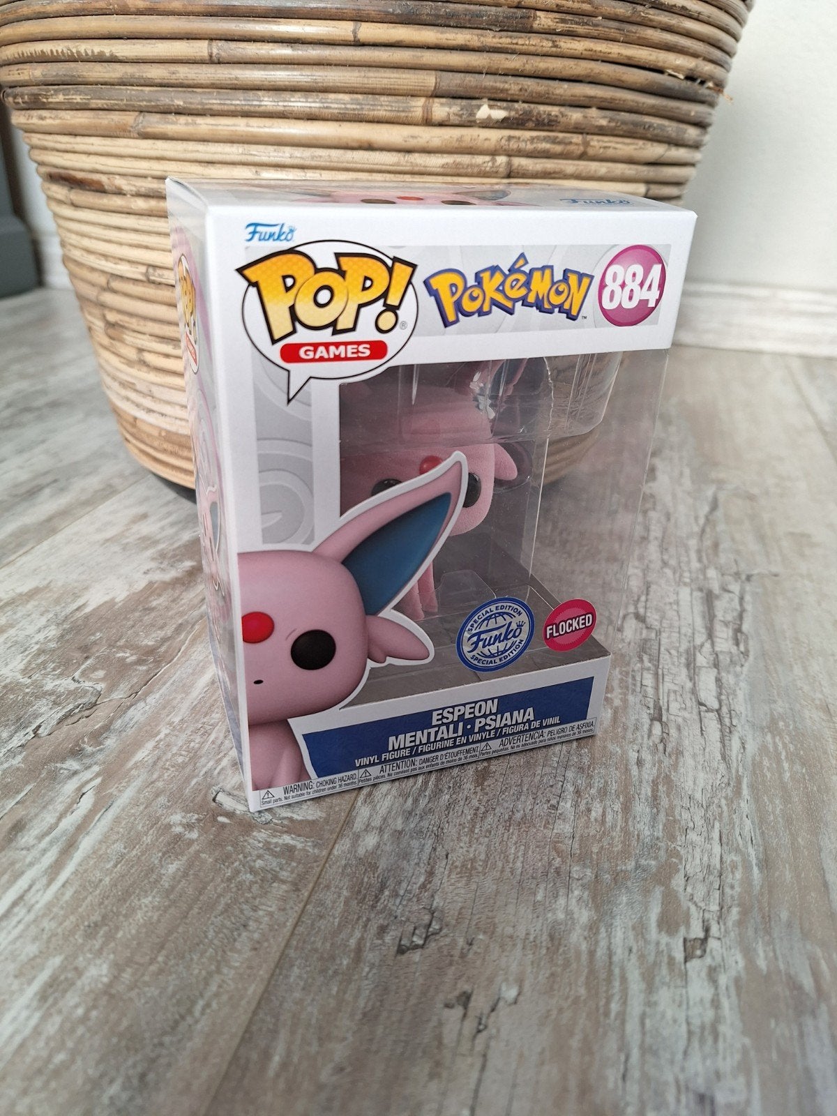 Funko Pop - Pokemon - Espeon - #884  flocked special edition, Ophalen of Verzenden, Nieuw