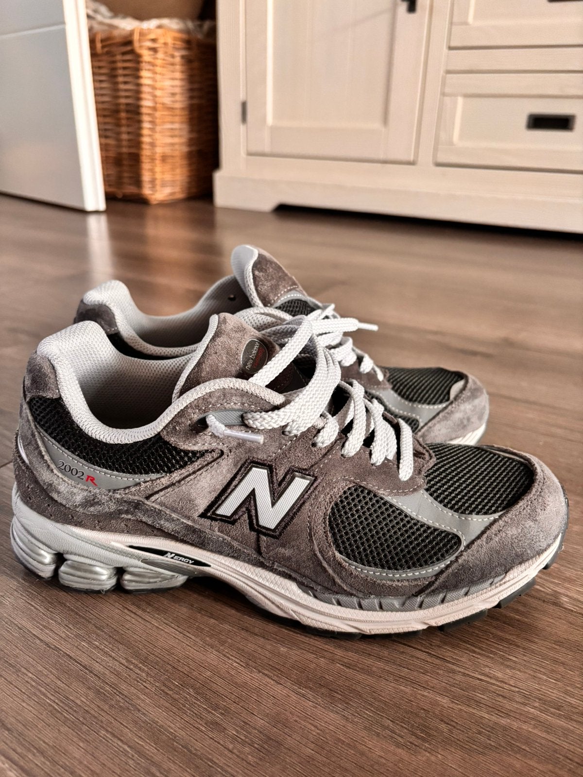 New balance 2002r, Ophalen of Verzenden, Zo goed als nieuw