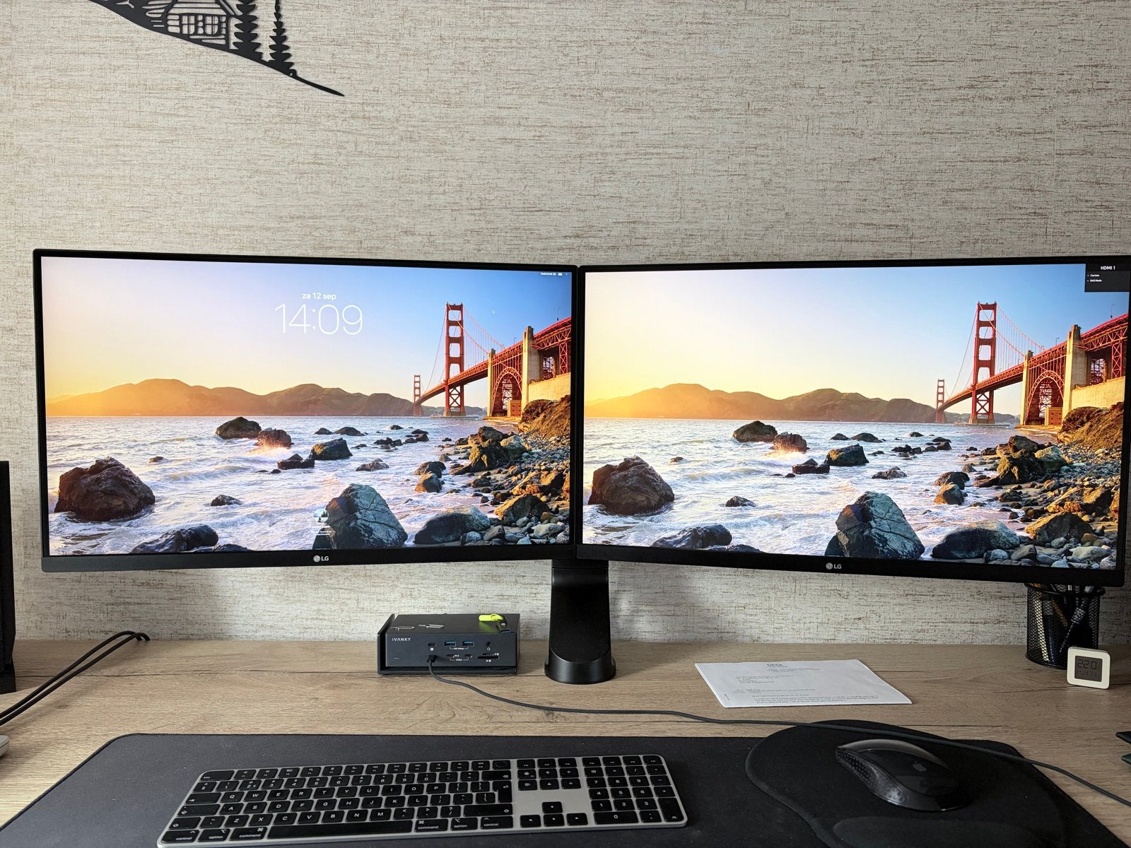 2x LG 4K Monitor, ivanky Docking Station, Duo beugel, Computers en Software, Ophalen, HDMI, IPS, In hoogte verstelbaar