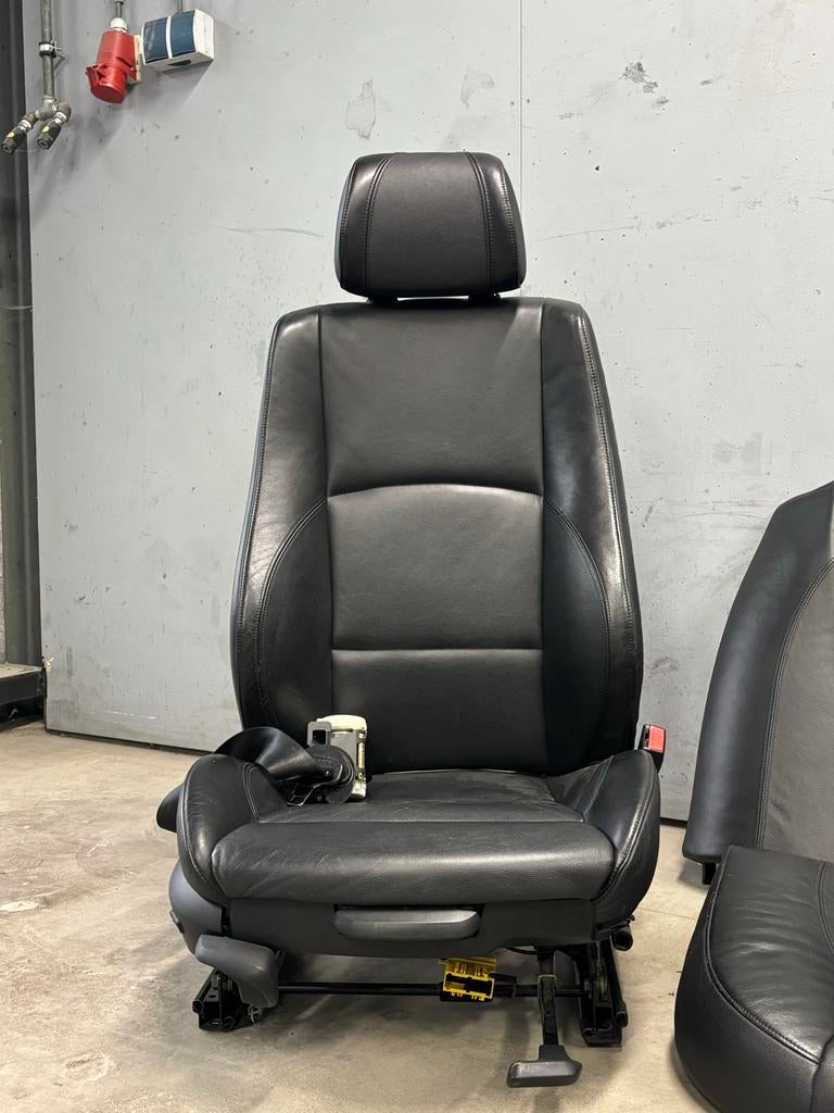 BMW E87 1-serie stoelen(leer) set met gordels, Auto-onderdelen, Ophalen, Gebruikt, BMW