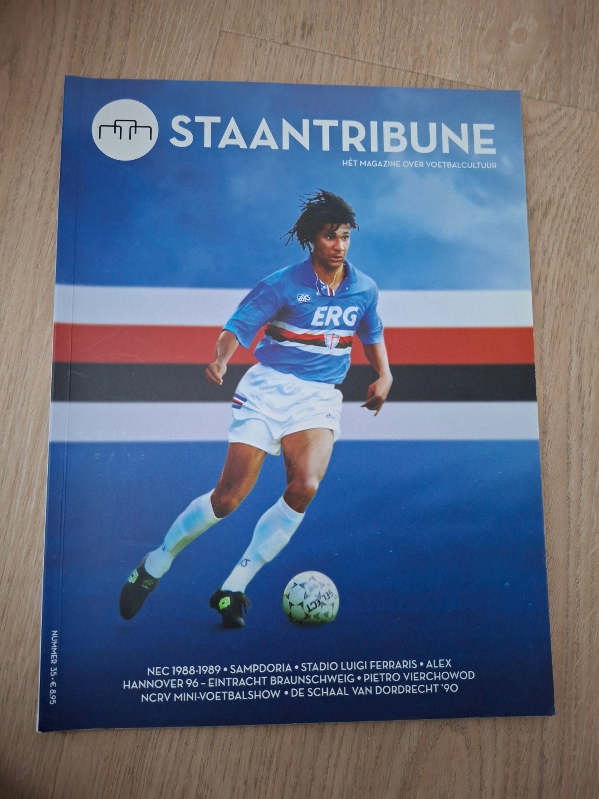 Staantribune Magazine NR 35, Ophalen of Verzenden, Buitenlandse clubs, Boek of Tijdschrift