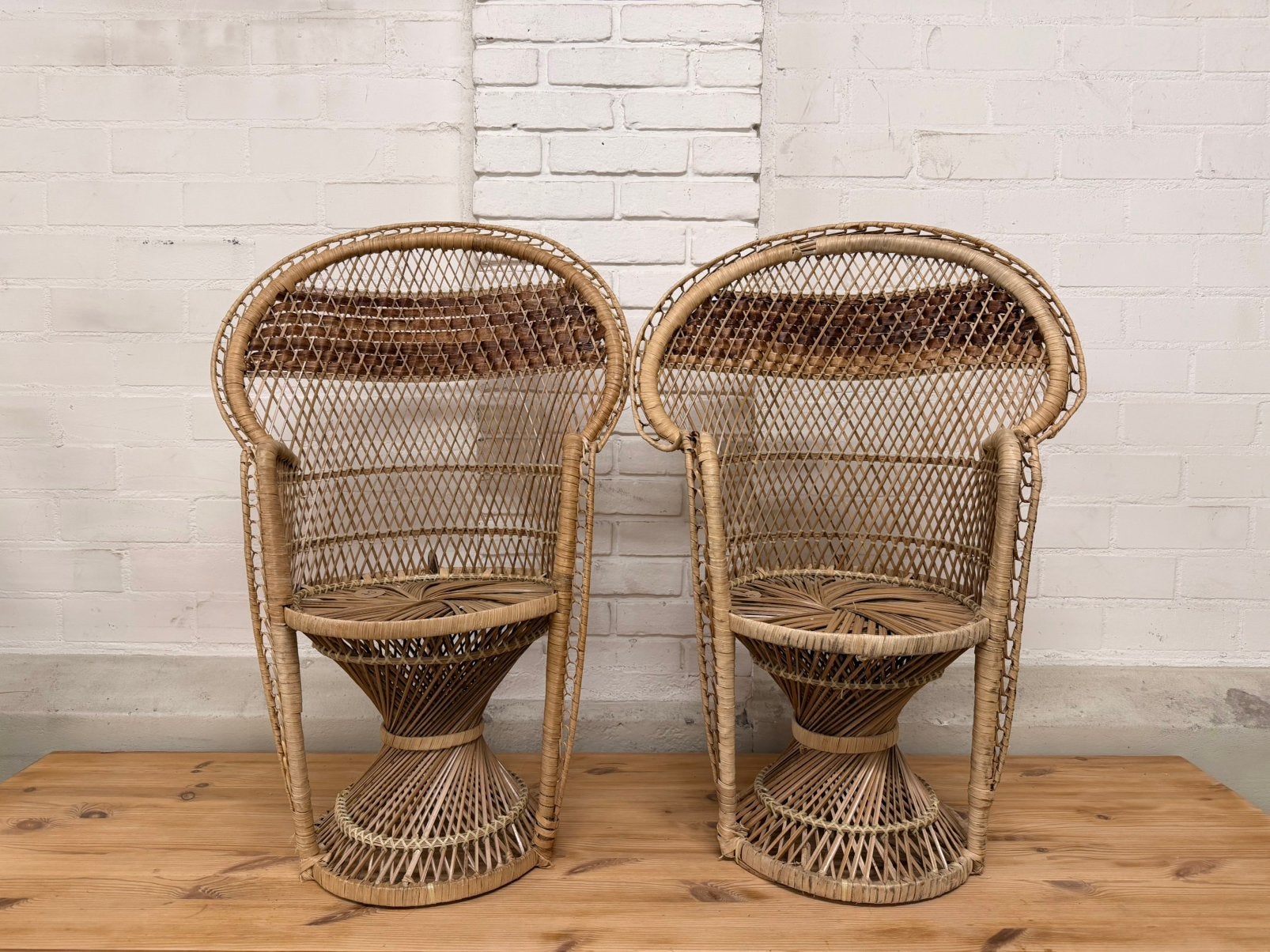 2 pauwenstoelen kinderstoel stro rotan webbing kruk poef, Ophalen