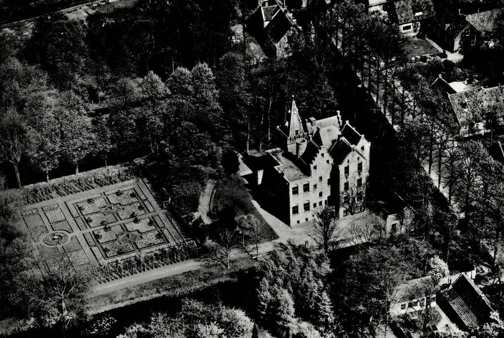 Nieuw Loosdrecht – Luchtfoto Slot Sijpestein., Ophalen of Verzenden, 1960 tot 1980, Gelopen, Noord-Holland