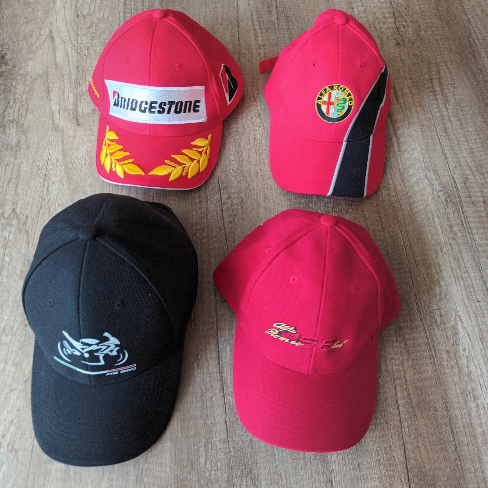 4 x nieuwe opgedragen Caps, Ophalen of Verzenden, Nieuw
