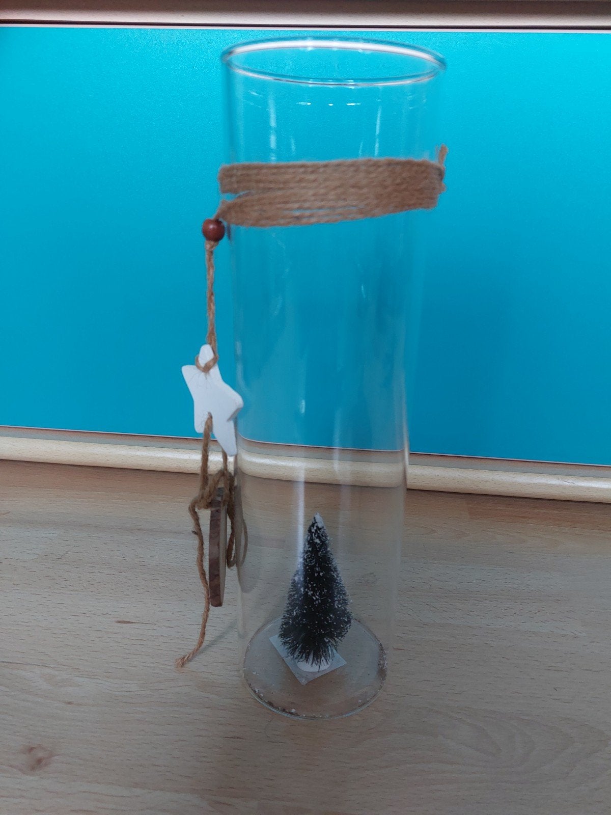 Glazen vaas 30 cm hoog met decoratie, Huis en Inrichting, Ophalen, Transparant, Inclusief decoratie, Glas