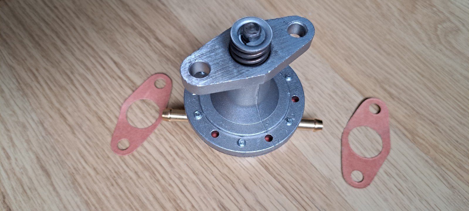 Benzinepomp Taunus Capri Granada v4 v6 Transit Saab 95 96., Ophalen of Verzenden, Nieuw