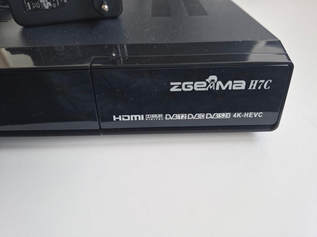 Zgemma H7C 4K HEVC Decoder met afstandsbediening, Ophalen, Zo goed als nieuw, Decoder