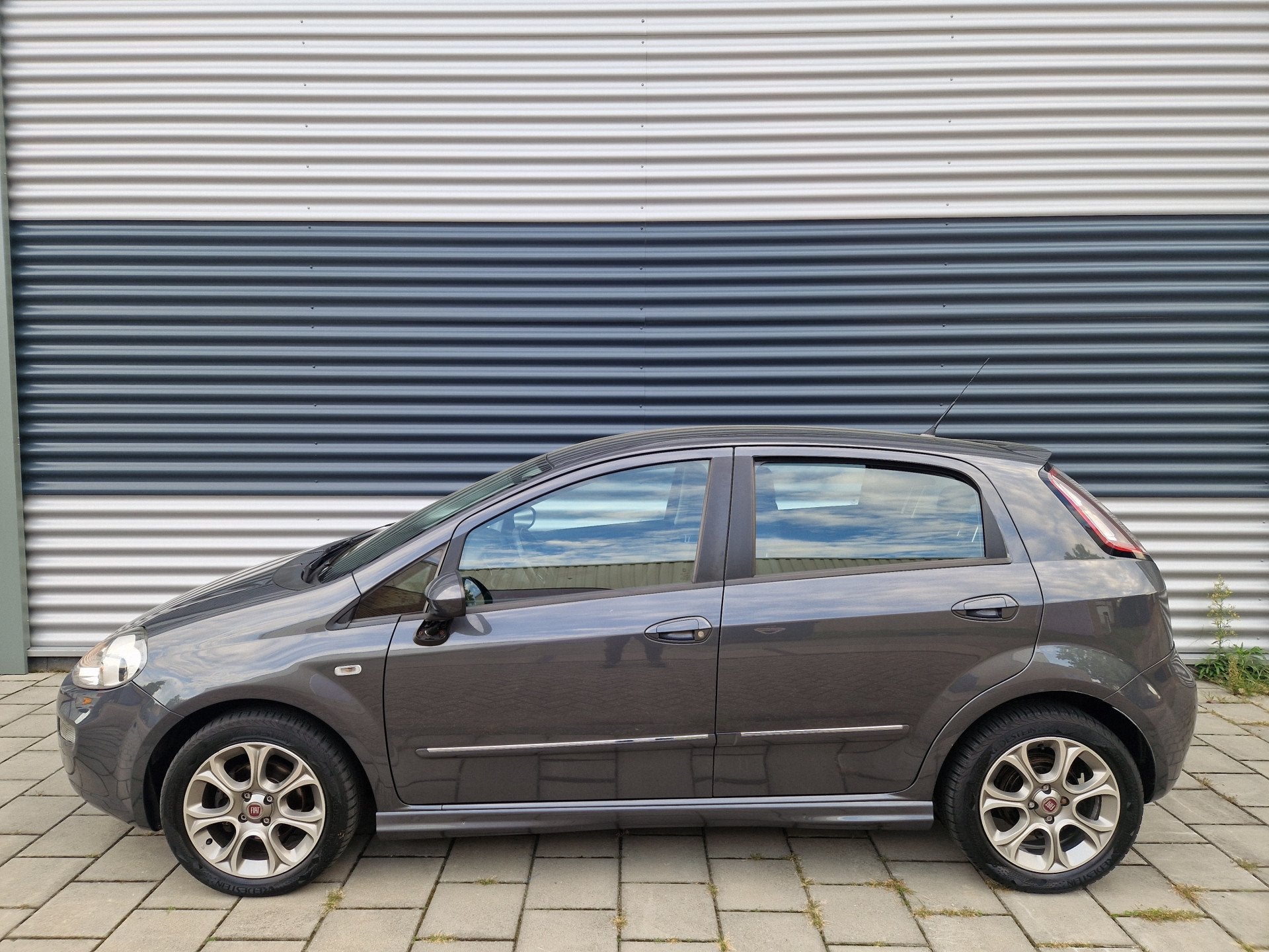 Fiat Punto Evo 0.9 TwinAir Street Airco, NAP,PDC, (bj 2014), Voorwielaandrijving, 101 pk, Gebruikt, Euro 6