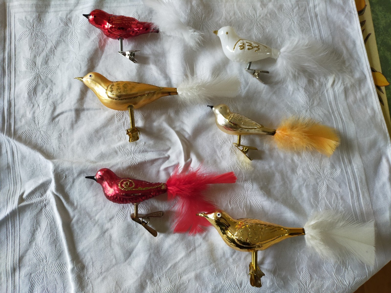 6 glazen vogeltjes, op knijpertje, knijpertje, met veertjes, Ophalen of Verzenden, Gebruikt