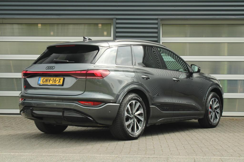 Audi Q6 e-tron 388pk Advanced Edition 100 kWh | 360 Graden C, Auto's, Audi, Automaat, 12 maanden, Gebruikt, Parkeerassistent