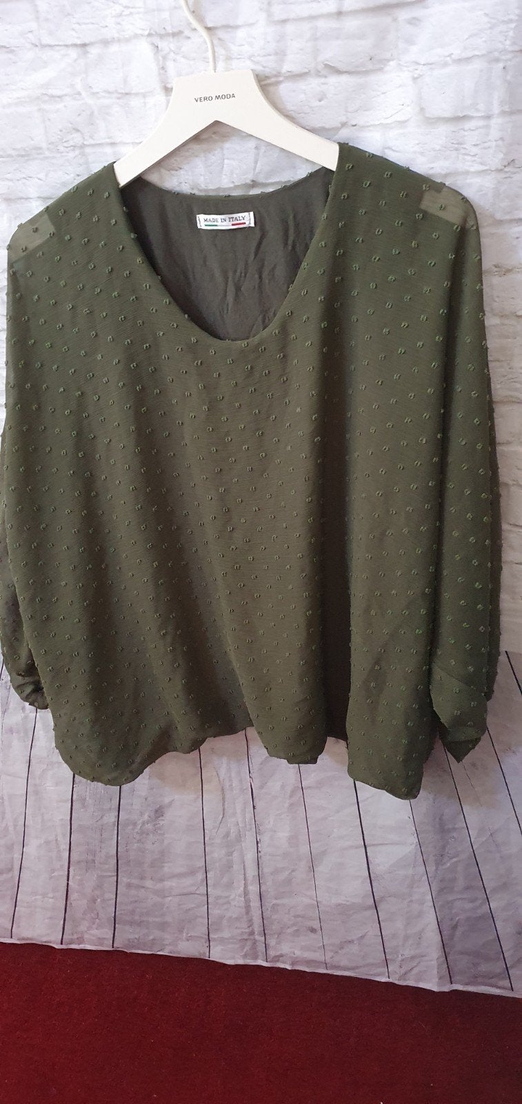 Nieuwe groene blouse met lange mouwen, maat L, Made in Italy, Verzenden, Maat 42/44 (L), Nieuw