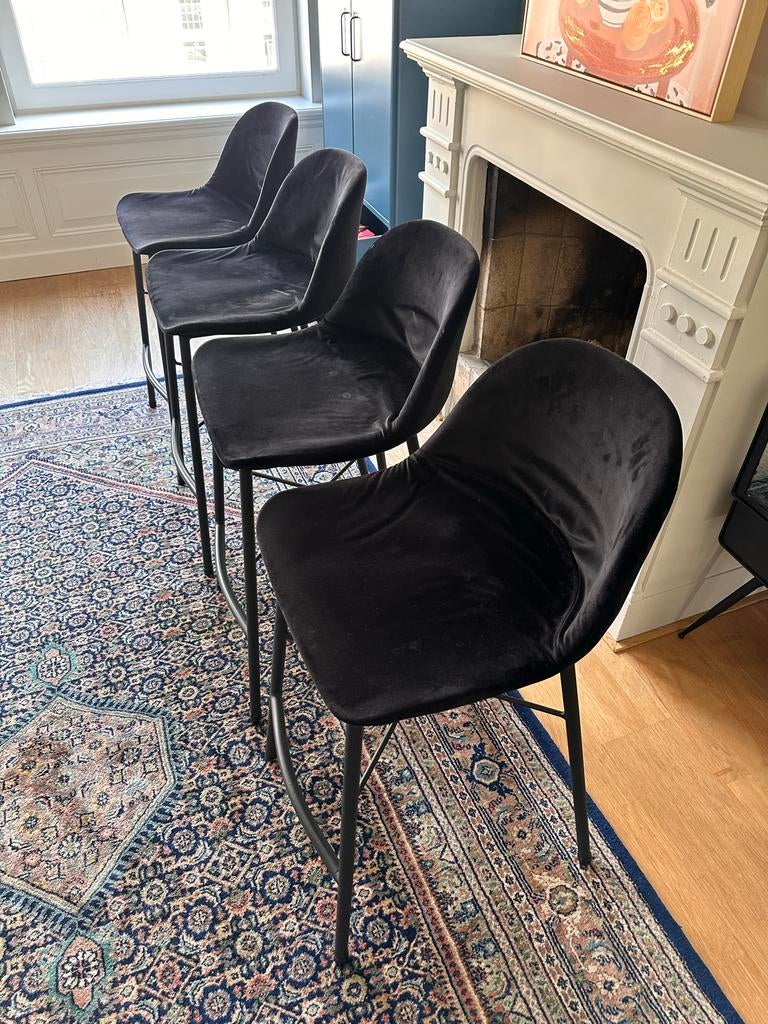 4x Zwarte velvet barkrukken, Ophalen, Gebruikt, Zwart, Vier
