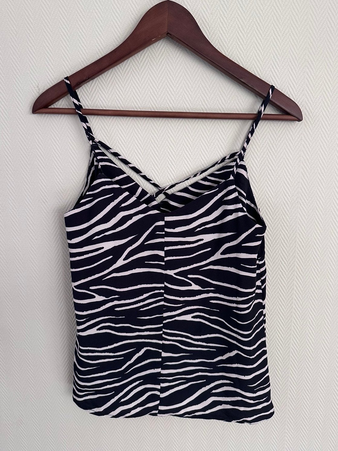 Lipsy London Topje Spaghetti Mouwen Maat XS Zebra Print Nieu, Zwart, Nieuw, Ophalen of Verzenden, Zonder mouw