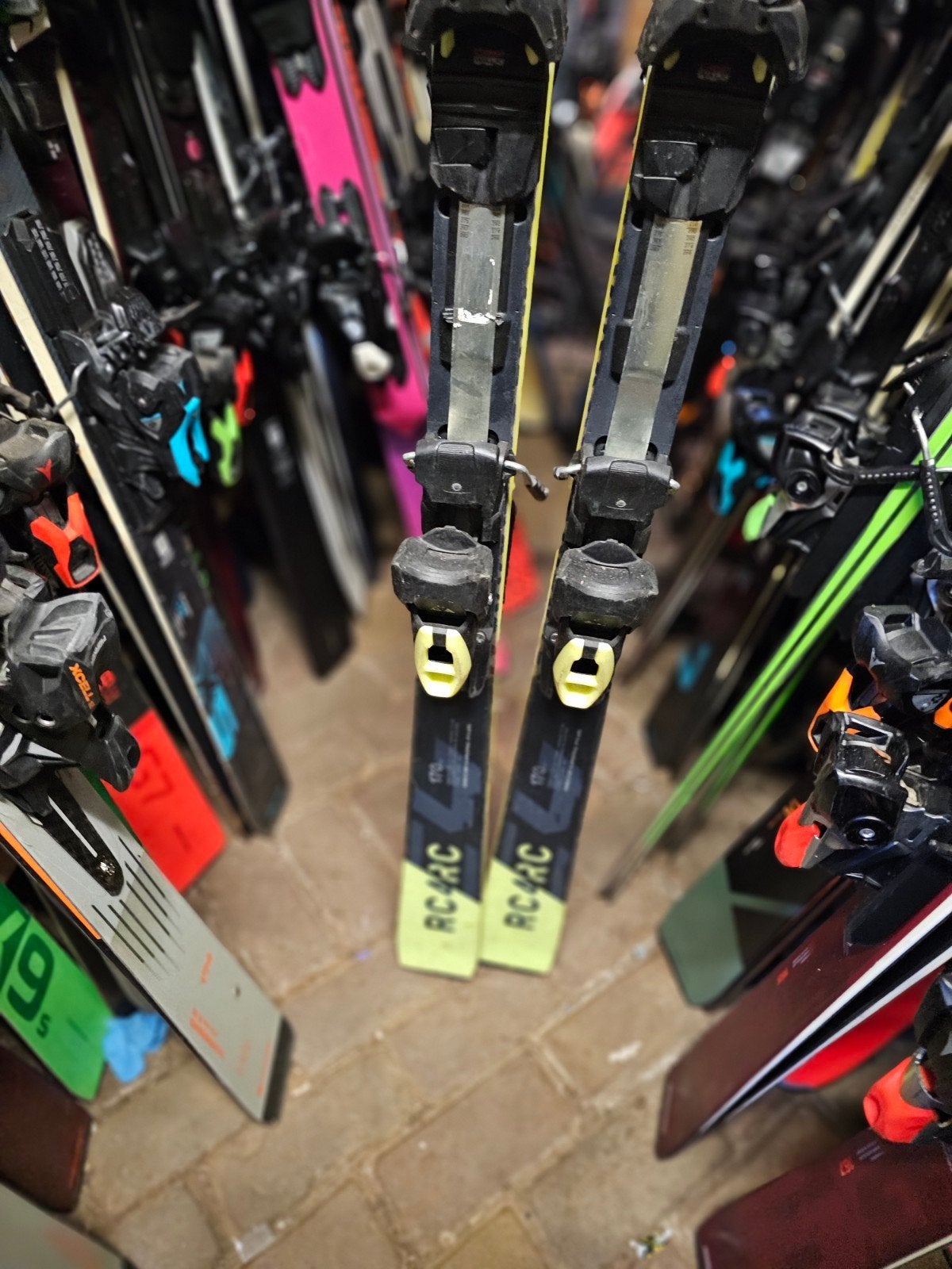FISCHER RC4 RC 170cm 1000€ race platen best FISCHER, 160 tot 180 cm, Rossignol, Ophalen of Verzenden, Zo goed als nieuw