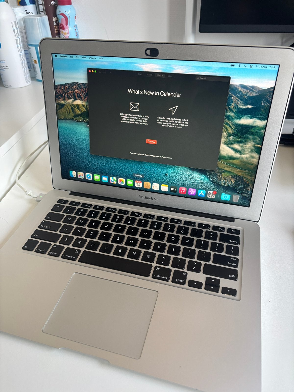 MacBook Air 13 inch - Used, Computers en Software, Apple Macbooks, Ophalen, Qwerty, 13 inch, Zo goed als nieuw
