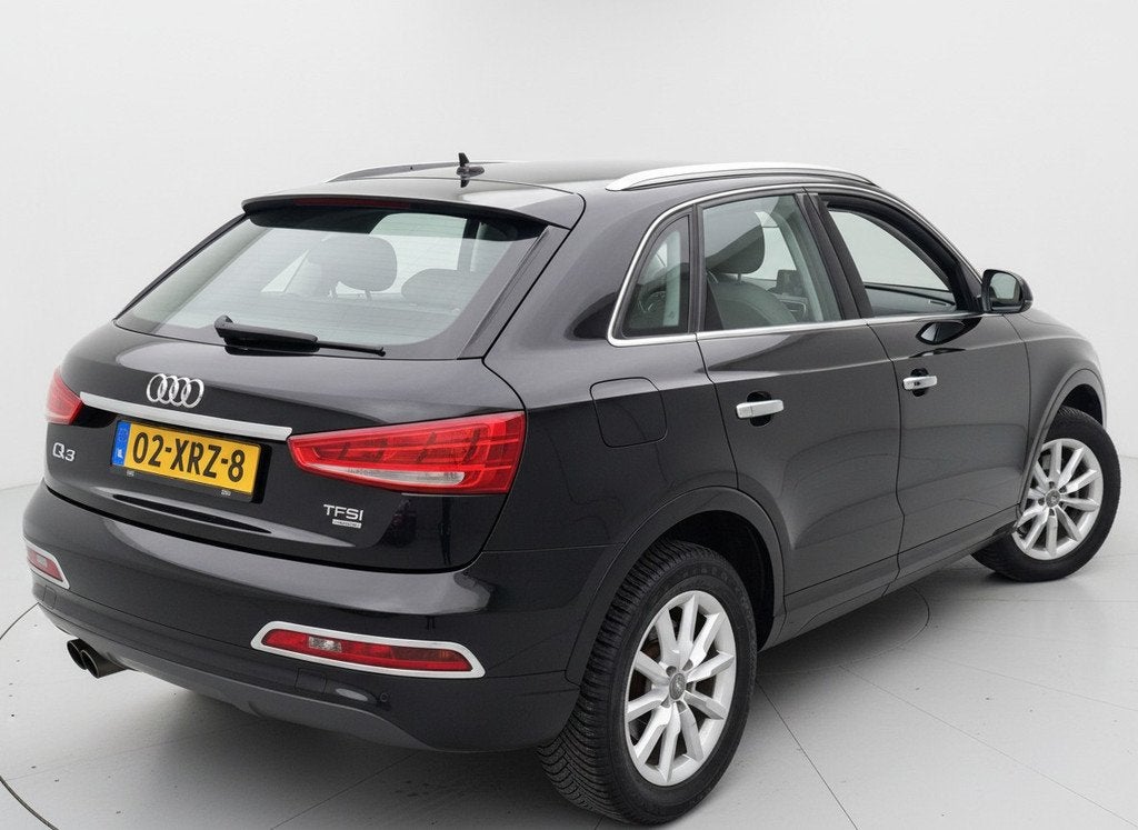 Audi Q3 2.0 TFSI 210PK QUATTRO S-TRONIC PRO LINE NAVI/PDC/BL, Auto's, Audi, Zwart, 4 cilinders, Zwart, Origineel Nederlands