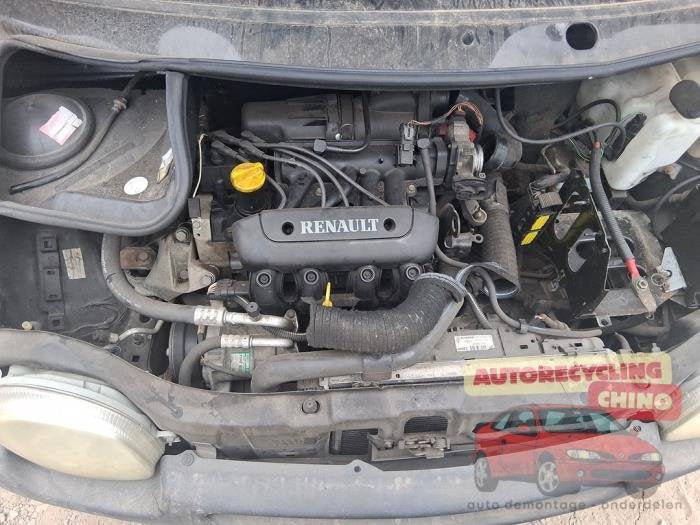 Motor van een Renault Twingo, Ophalen, Gebruikt, -, Renault