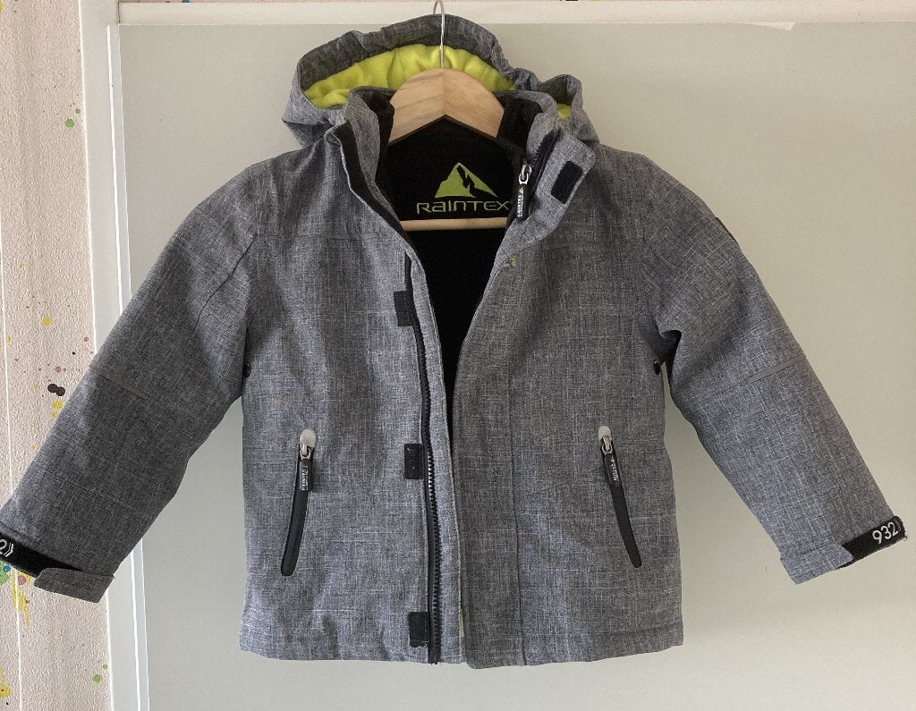 Mooie kinderjas, mt 110, z.g.a.n., Kinderen en Baby's, Kinderkleding | Maat 110, C&A, Jongen of Meisje, Ophalen of Verzenden, Zo goed als nieuw