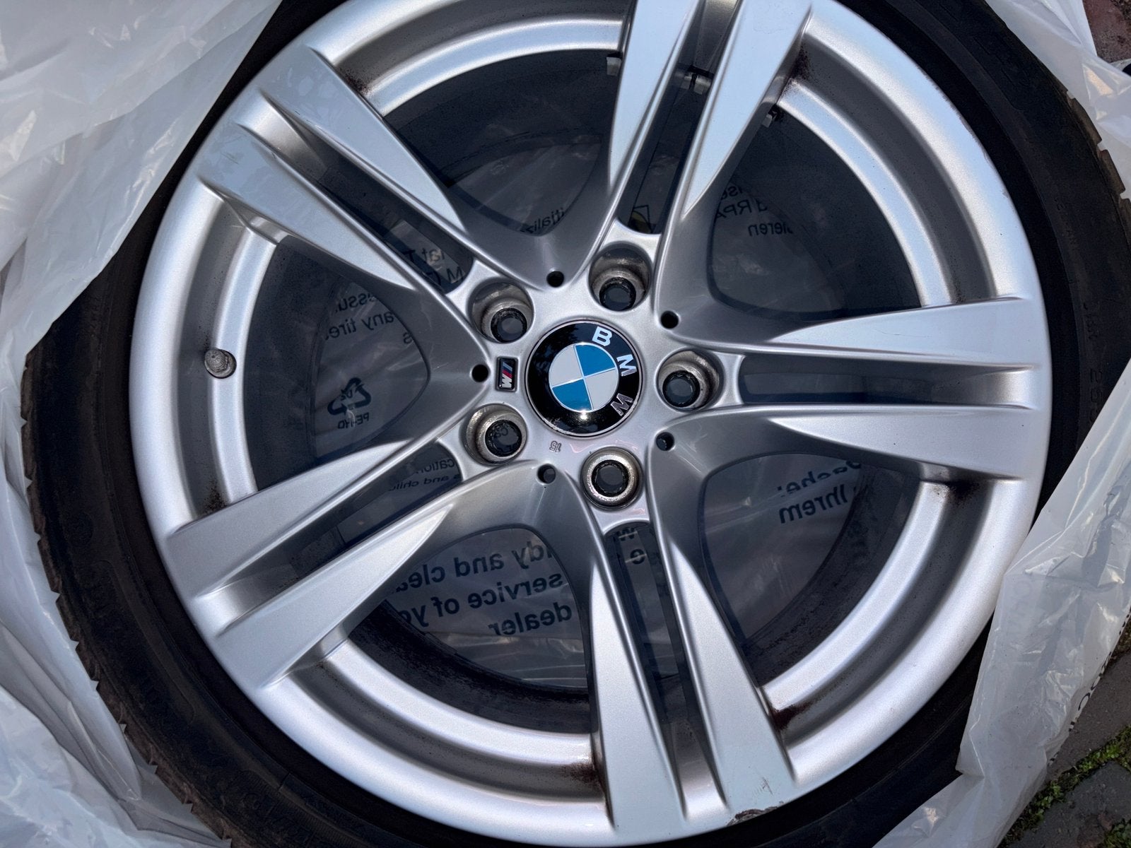 Bmw x1 m sport velgen 18 inch met goodyear 225/45 banden, Auto-onderdelen, 18 inch, Gebruikt, Banden en Velgen, Ophalen of Verzenden
