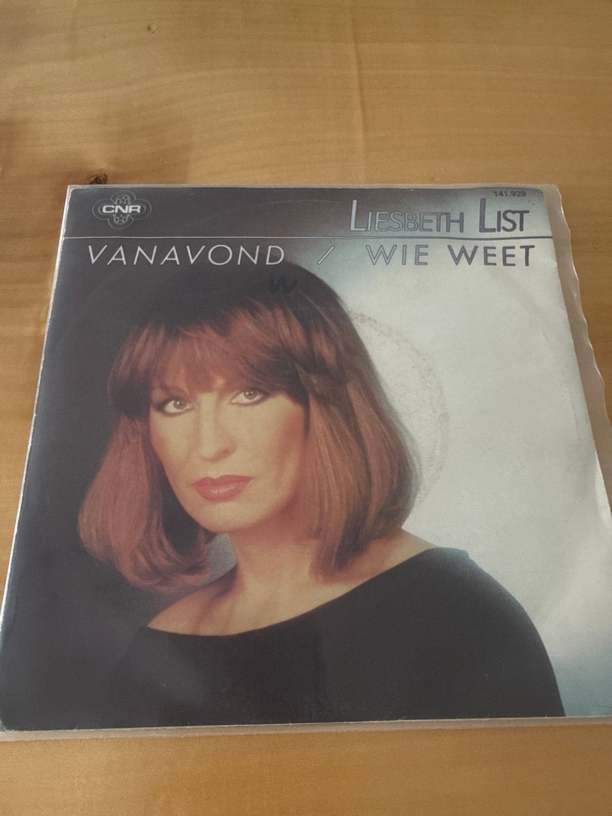 Liesbeth List - Vanavond / Wie Weet (Vinyl Single), Gebruikt, 7 inch, Ophalen of Verzenden, EP