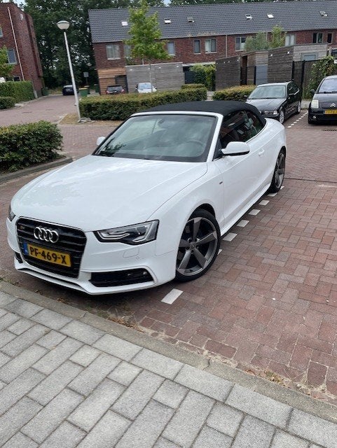 Audi A5 2.0 Tfsi 165KW Cabrio  S-tr 2014 Wit, Auto's, Zwart, 4 cilinders, 4 stoelen, Wit