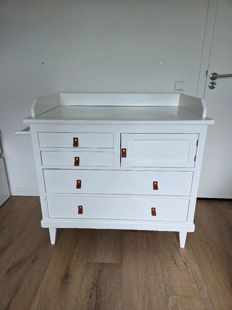 Commode, Kinderen en Baby's, Ophalen, 50 tot 70 cm, Voetruimte, 100 cm of meer