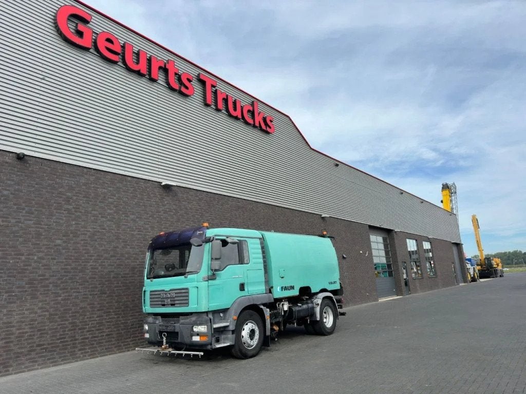 MAN TGM 18.240 4X2 + FAUN VIAJET 6R/HS SWEEPING TRUCK/ KEHRM, MAN, Bedrijf, Euro 4, Te koop