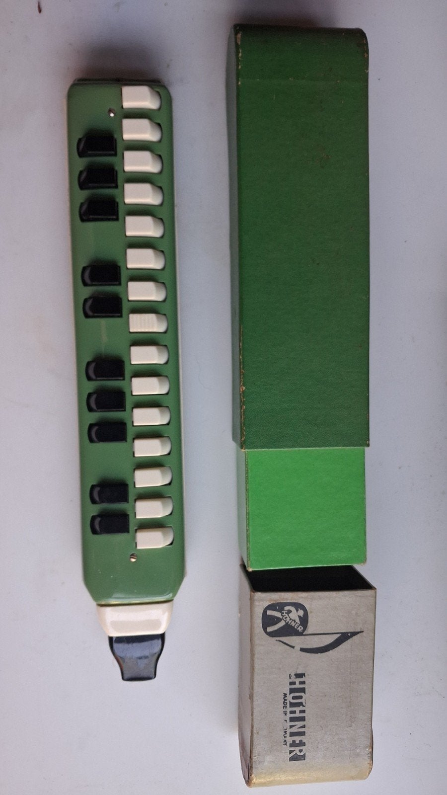 Hohner, Hohner, Hohner, Ophalen