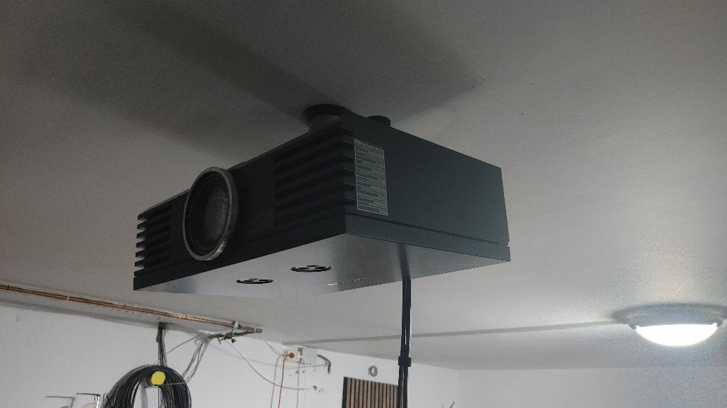 WK Panasonic PT-A3000 Beamer mooie 16:9 Full HD beamer, Panasonic, LED, Ophalen of Verzenden, Zo goed als nieuw