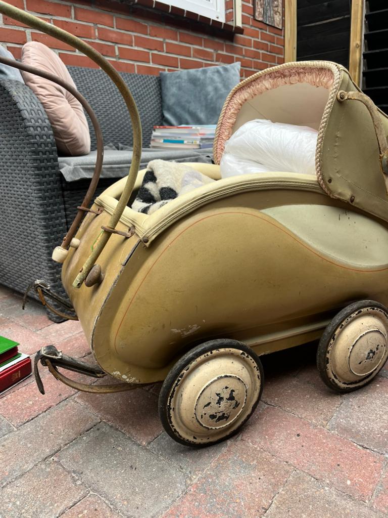Te koop:Ouderwetse kinderwagen (Veb ), Kinderen en Baby's, Kinderwagens en Combinaties, Ophalen, Gebruikt, Overige merken