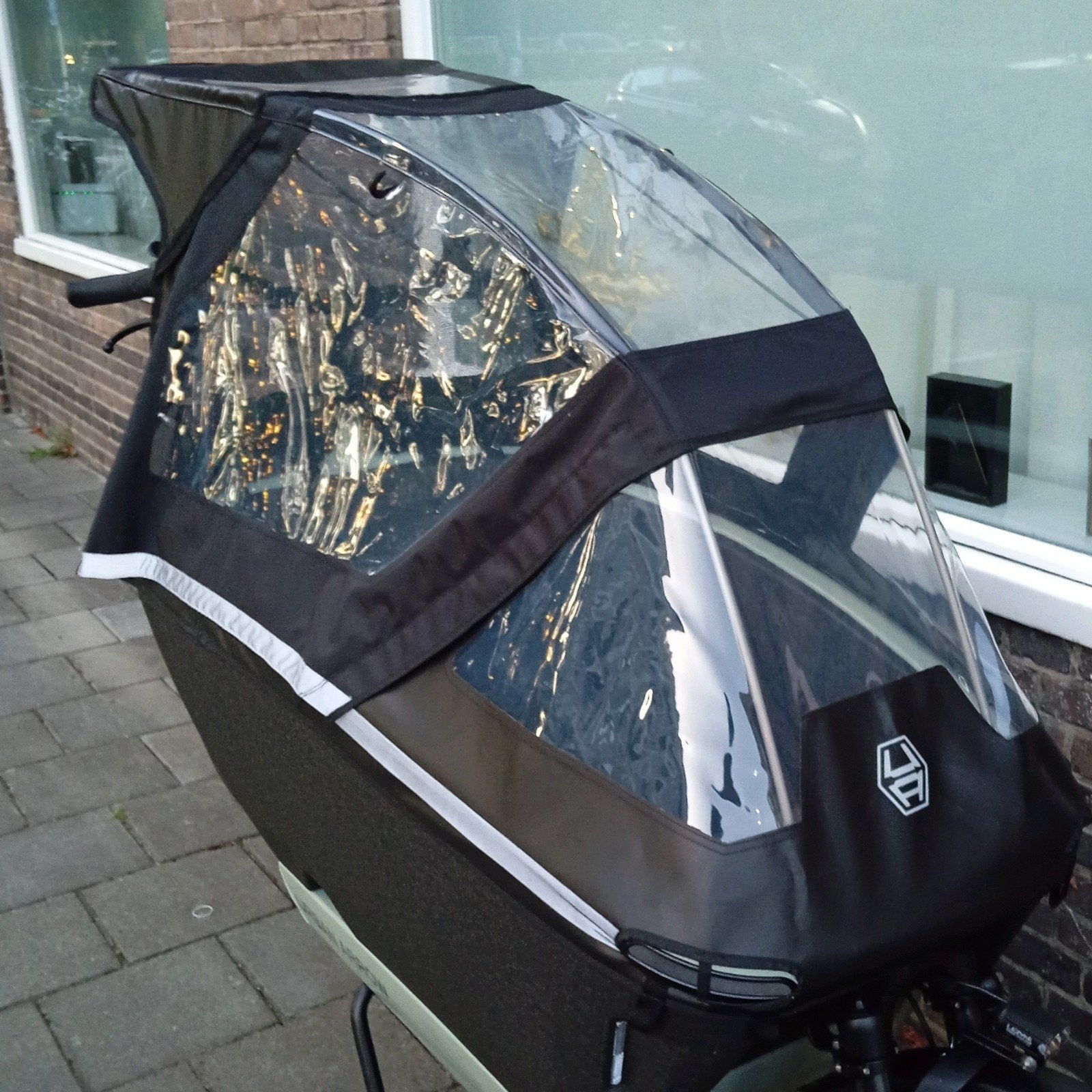 Urban Arrow bakfiets huif - Zo goed als nieuw, Fietsen en Brommers, Ophalen of Verzenden, Zo goed als nieuw, 4 kinderen of meer
