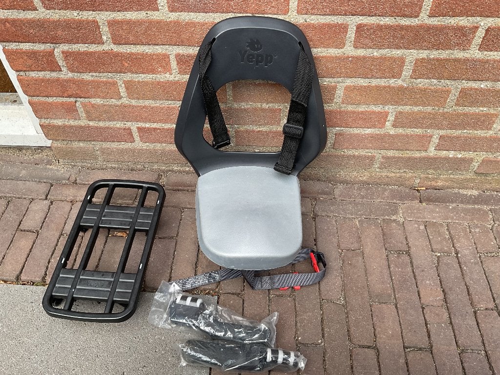 Thule Junior Fietsstoeltje achter Yepp, Achterzitje, Yepp, Ophalen of Verzenden, 9 t/m 36 kg