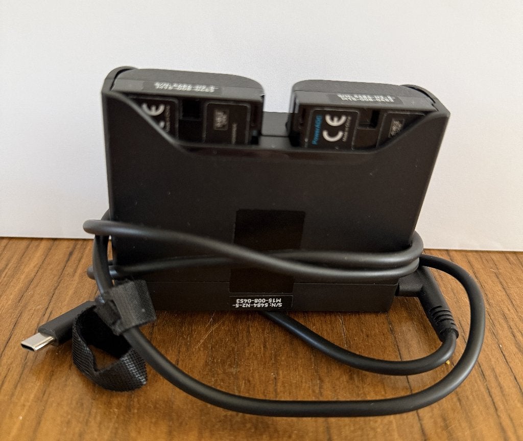 Smallrig accus 2 stuks met lader (VERZENDEN MOGELIJK), Audio, Tv en Foto, Accu's en Batterijen, Ophalen, Zo goed als nieuw