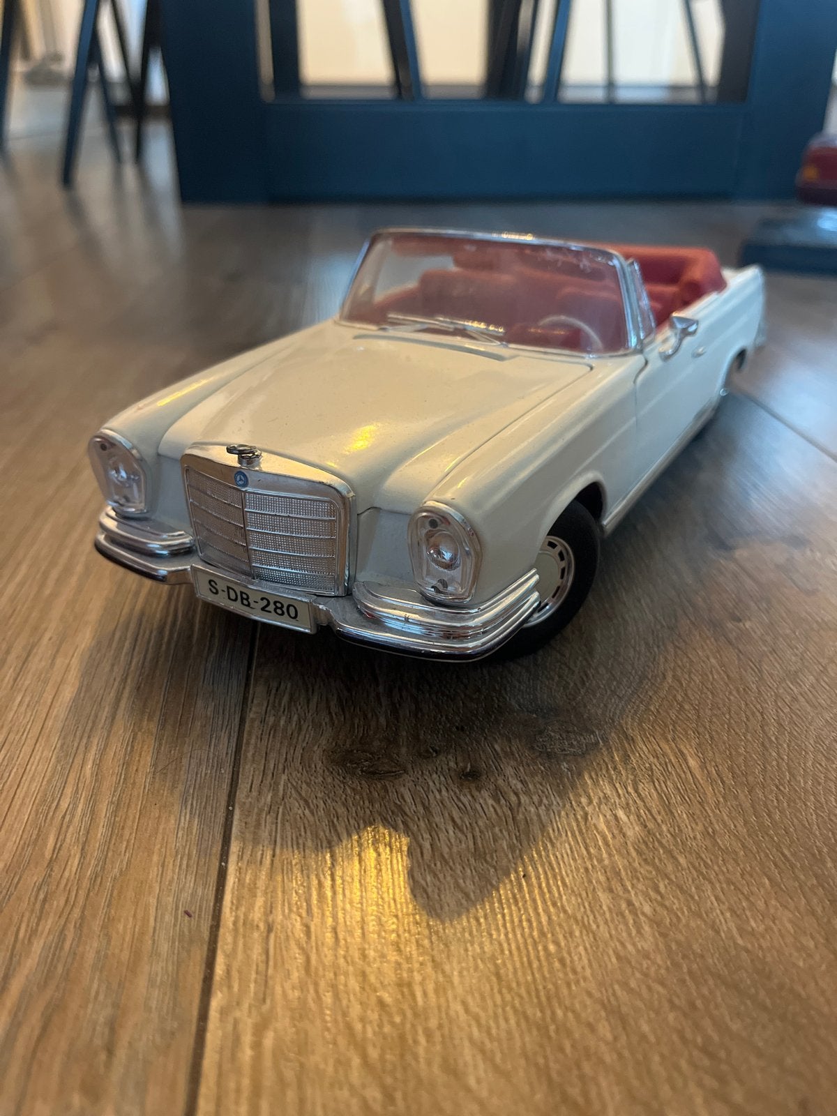 Mercedes-Benz 280 SE Automatic schaalmodel, Ophalen of Verzenden, Zo goed als nieuw, Overige typen