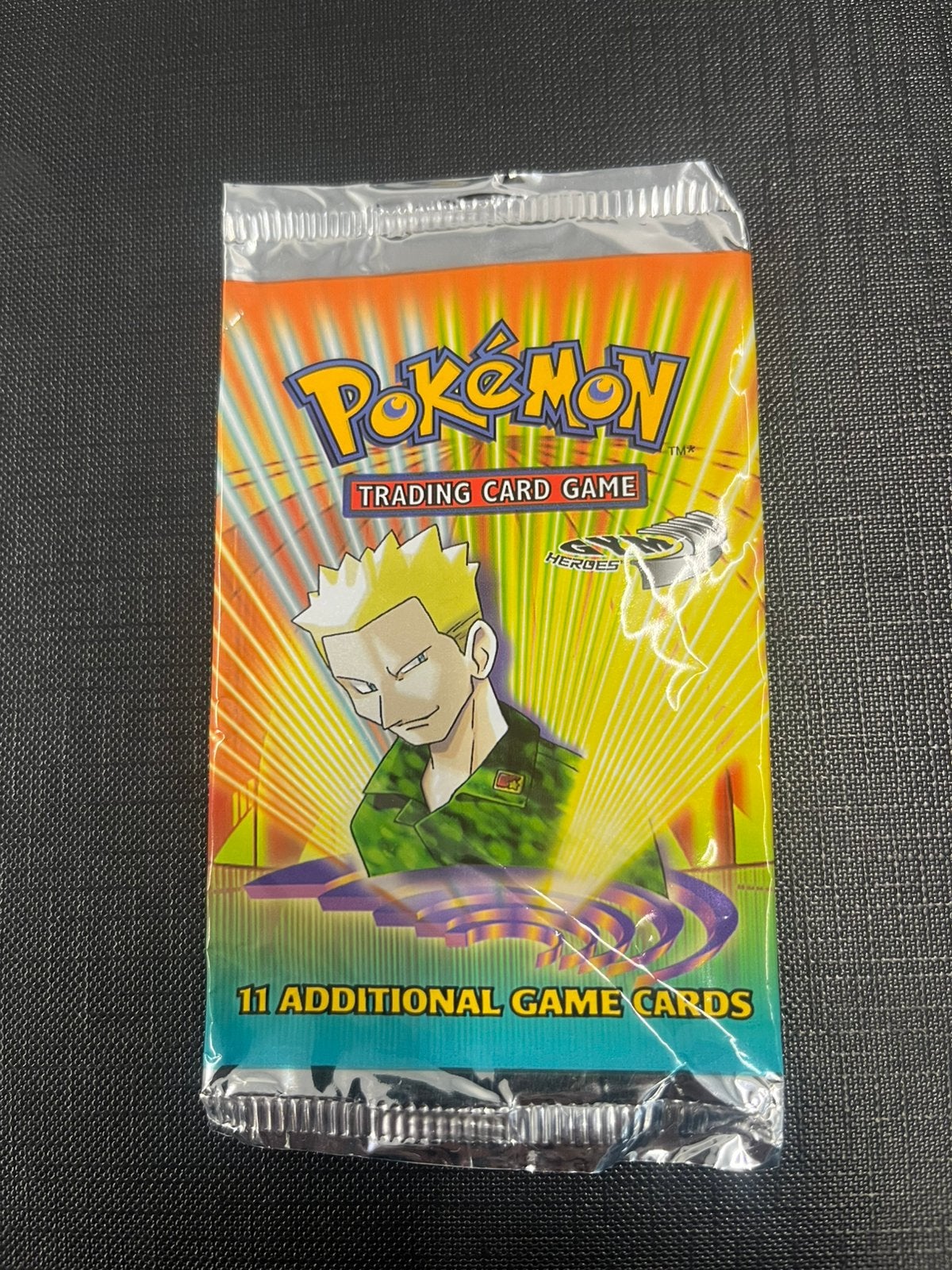 Pokemon booster empty gym heroes lt. Surge, Ophalen of Verzenden, Zo goed als nieuw, Booster