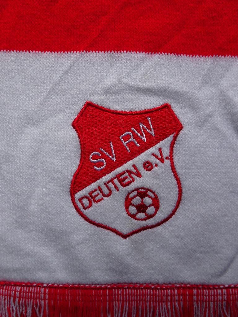 sjaal Rot Weiss Deuten, Ophalen of Verzenden, Nieuw, Buitenlandse clubs, Vaantje of Sjaal