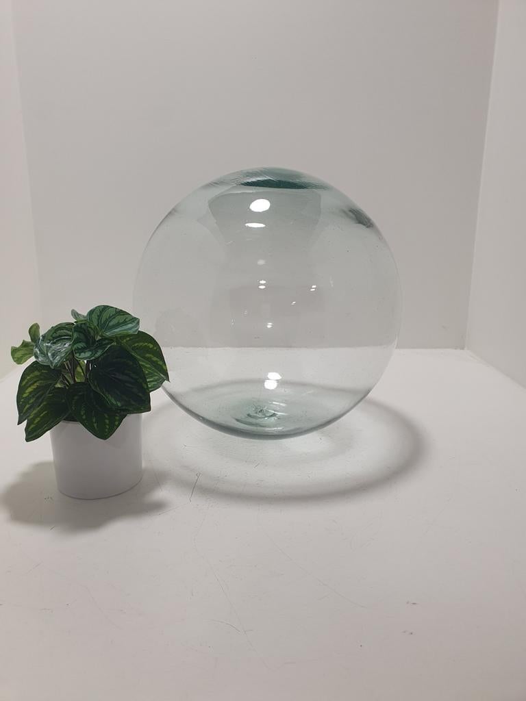 Grote glazen bol/ antieke boei, Ophalen