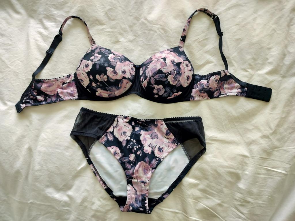 Ligerieset met prothese BH, Amoena, Ophalen of Verzenden, Overige kleuren, BH
