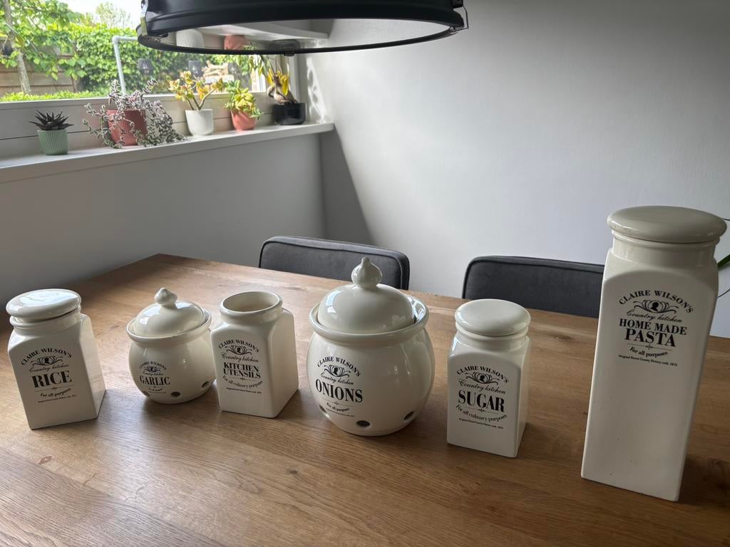 Claire wilson’s keuken potten, Huis en Inrichting, Keuken | Potten en Pannen, Ophalen, Gebruikt, Overige materialen, Pot, Bus of Blik