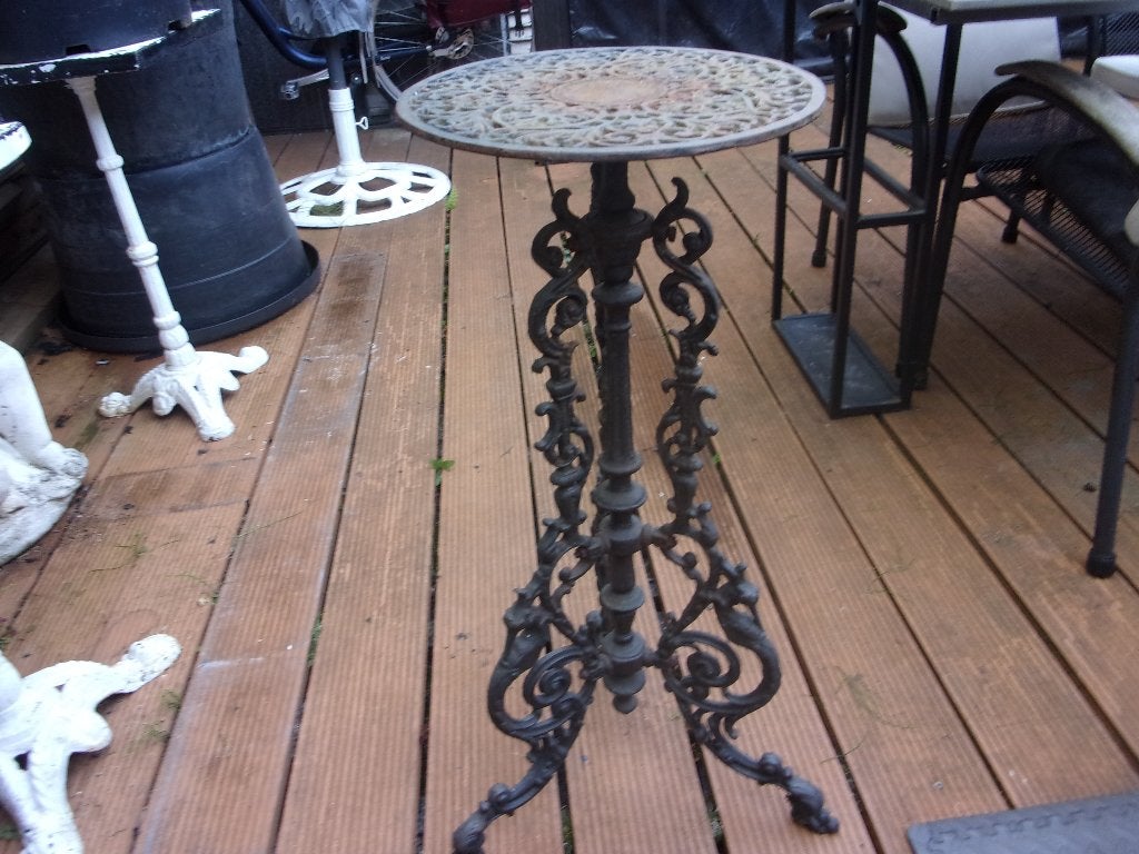 Antieke gietijzeren plantentafel / bijzettafel, Antiek en Kunst, Ophalen