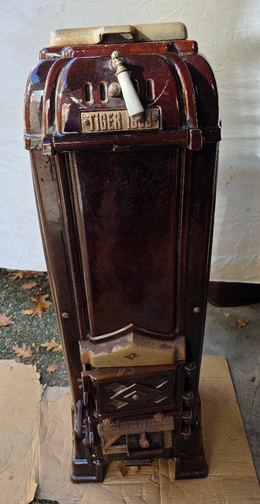 Houtkachel, merk Tiger 1803 met bruine keramieken ombouw, Ophalen, Gebruikt, Overige soorten, Vrijstaand