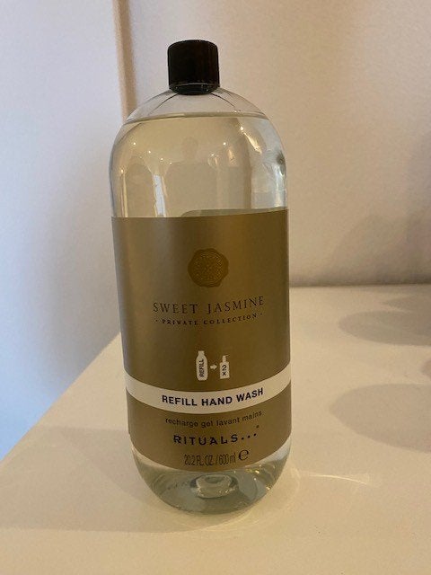 Nieuw Rituals Sweet Jasmine refill hand wash handzeep zeep, Sieraden, Tassen en Uiterlijk, Uiterlijk | Lichaamsverzorging, Ophalen of Verzenden