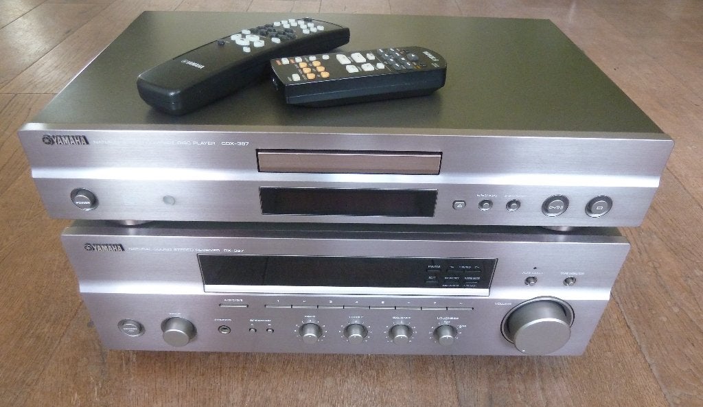 Puntgave Set van YAMAHA (Receiver + CD) ALLES in NIEUWSTAAT, Overige merken, Zo goed als nieuw, Tuner of Radio, Losse componenten